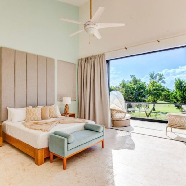 Jolander Headley Retreat Room